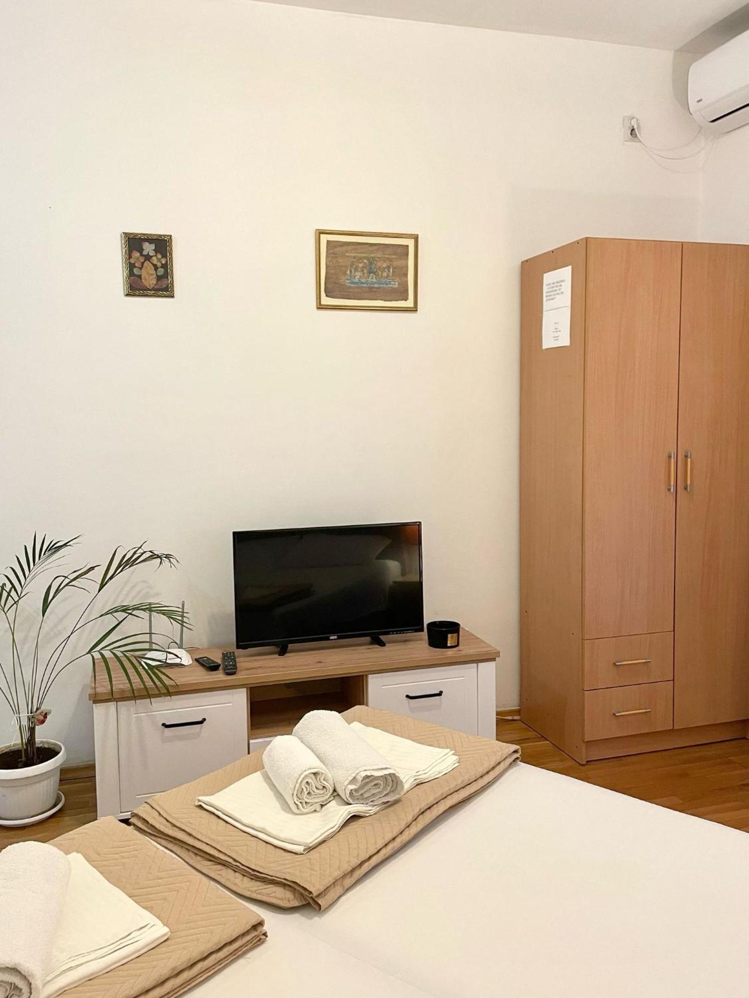 Apartment Kralj Kotor Bagian luar foto