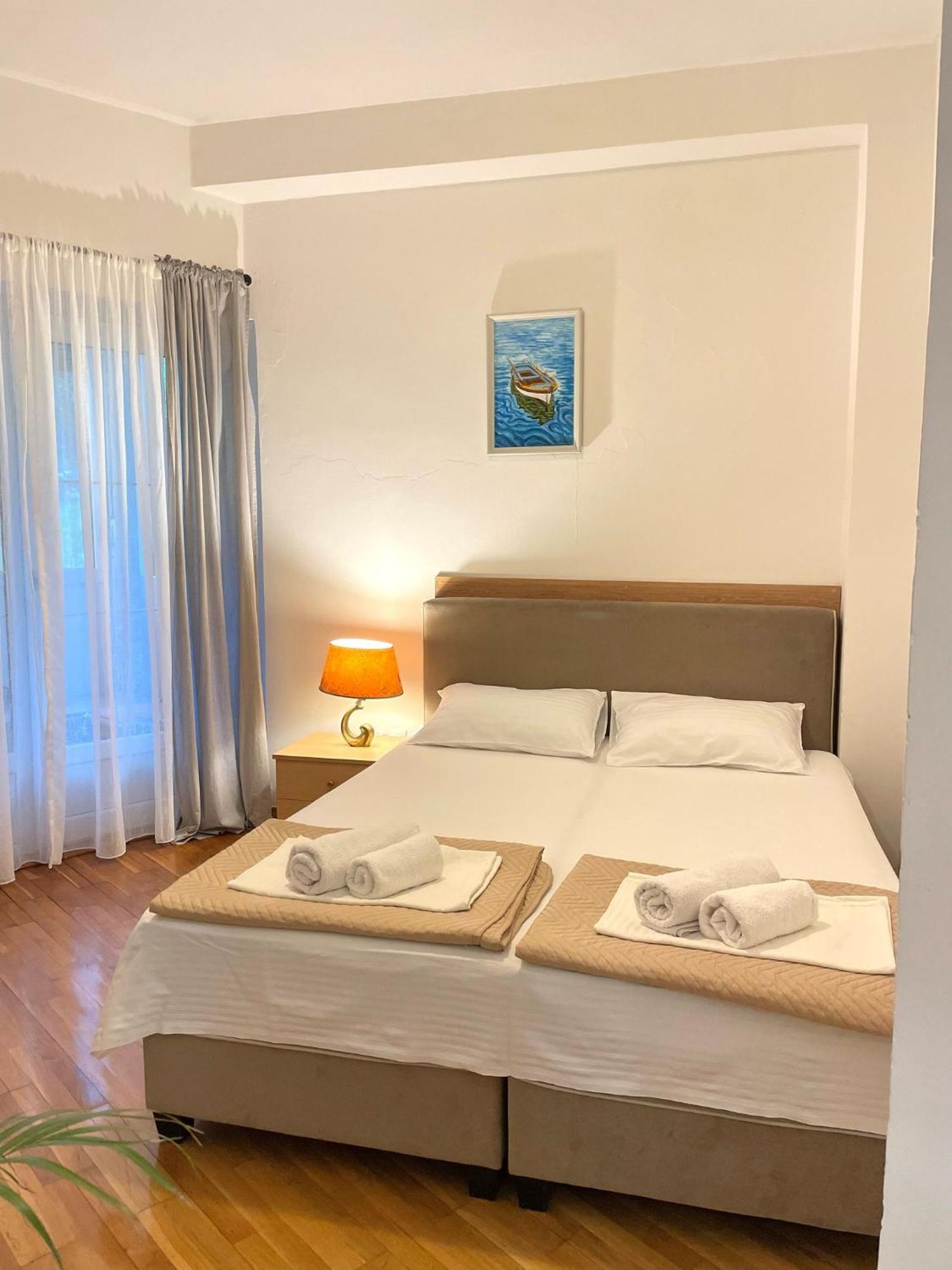 Apartment Kralj Kotor Bagian luar foto
